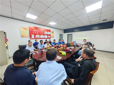 致敬奉獻歲月，溫情送別故人